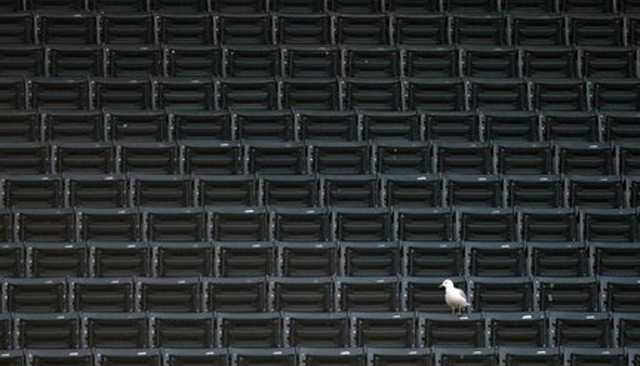 2012 05 empty seats